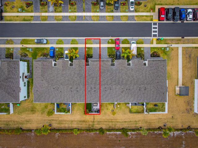 656 SE Lake Falls Street, Port St. Lucie, Port St Lucie, FL 34984