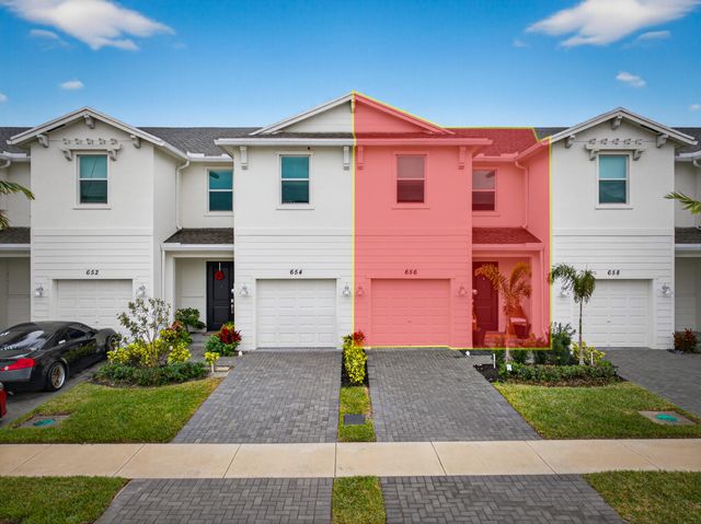 656 SE Lake Falls Street, Port St. Lucie, Port St Lucie, FL 34984