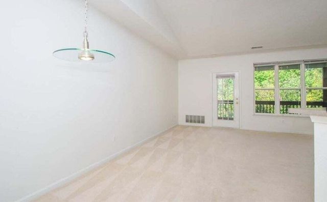 1430 S Fox Pointe Circle Unit: 43, Ann Arbor, MI 48108