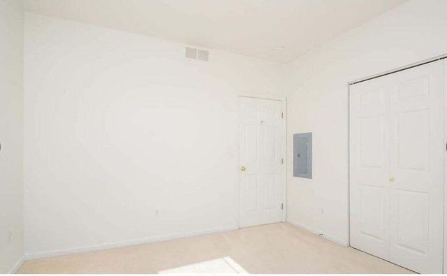 1430 S Fox Pointe Circle Unit: 43, Ann Arbor, MI 48108