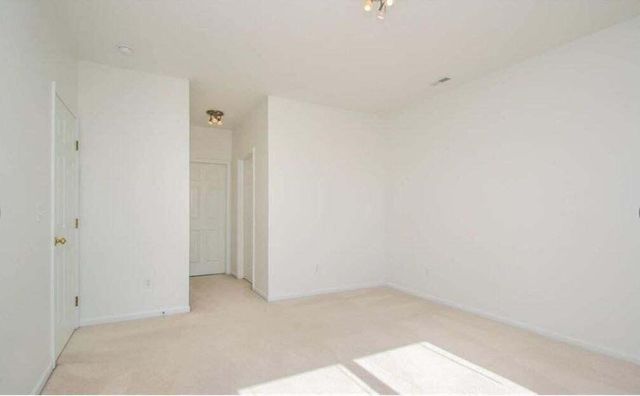 1430 S Fox Pointe Circle Unit: 43, Ann Arbor, MI 48108