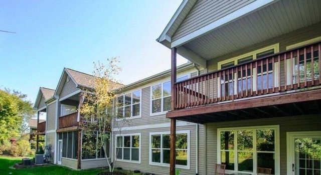 1430 S Fox Pointe Circle Unit: 43, Ann Arbor, MI 48108