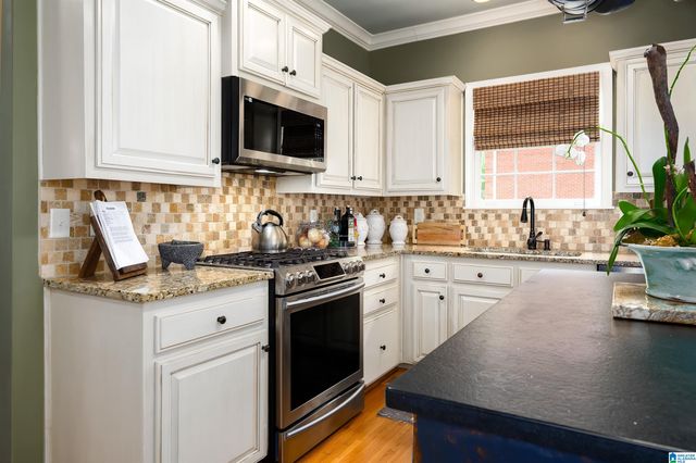 4516 EAGLE POINT DRIVE, Birmingham, AL 35242