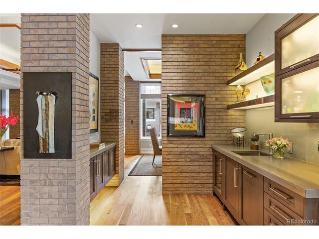 825 S Adams St, Denver, CO 80209