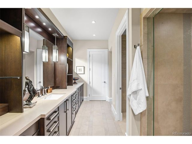 825 S Adams St, Denver, CO 80209