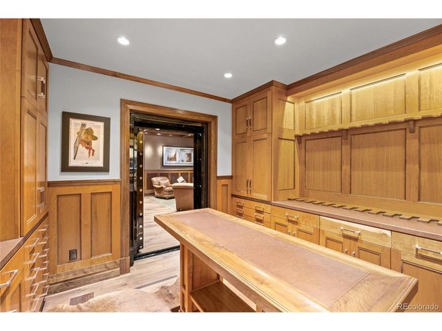 825 S Adams St, Denver, CO 80209