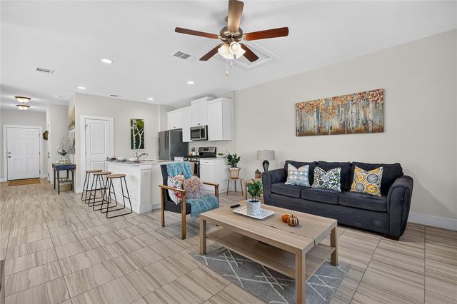 521 White Steppe WAY, Georgetown, TX 78626