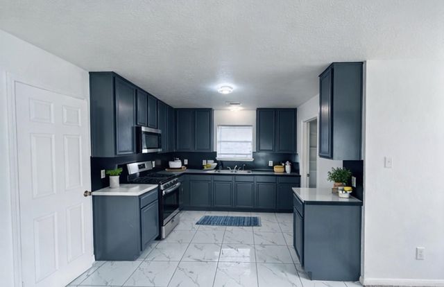 2206 Laurel Oak Drive, Missouri City, TX 77489