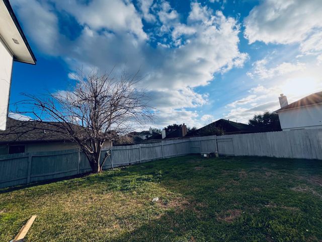 2206 Laurel Oak Drive, Missouri City, TX 77489