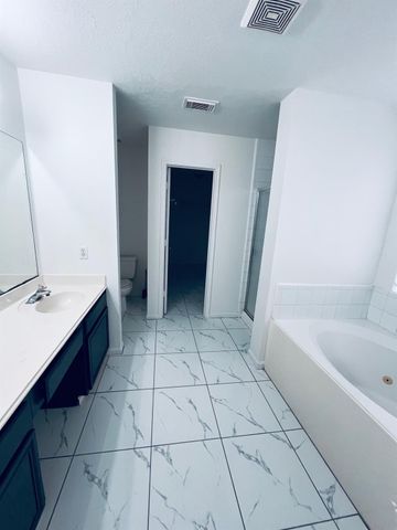 2206 Laurel Oak Drive, Missouri City, TX 77489