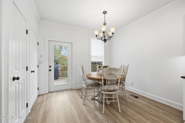 2750 ST JOHNS Avenue, Jacksonville, FL 32205