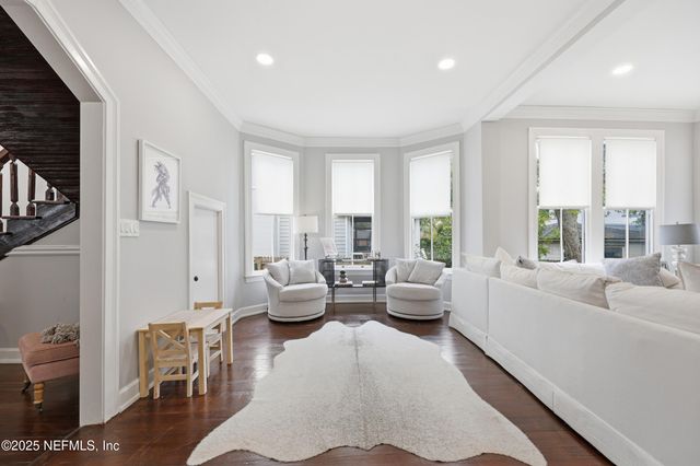 2750 ST JOHNS Avenue, Jacksonville, FL 32205