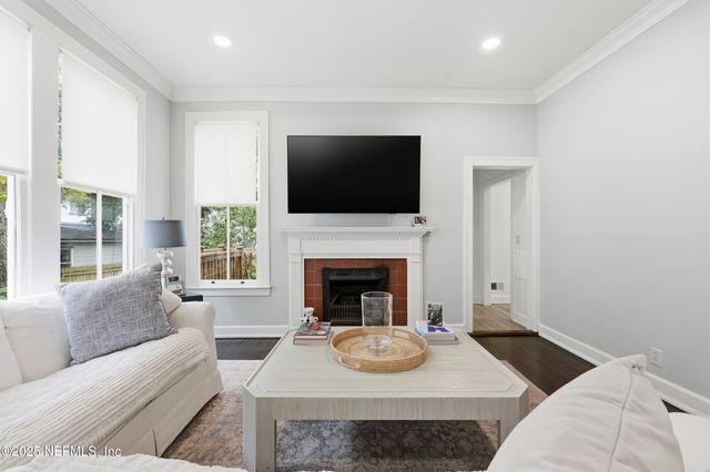 2750 ST JOHNS Avenue, Jacksonville, FL 32205