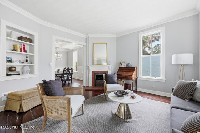 2750 ST JOHNS Avenue, Jacksonville, FL 32205