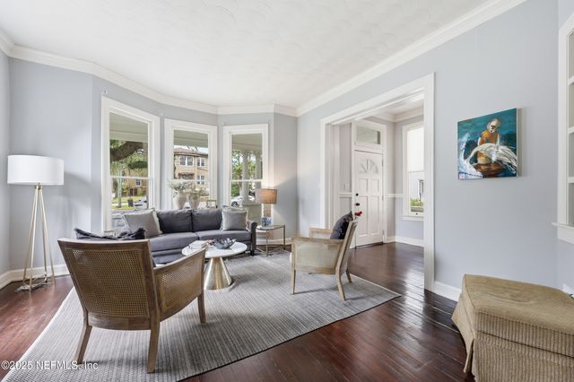 2750 ST JOHNS Avenue, Jacksonville, FL 32205