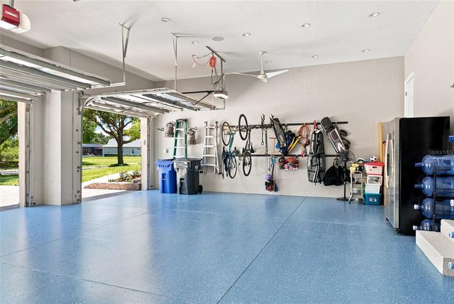 2208 PRINCESS JULIA LANE, Lutz, FL 33549