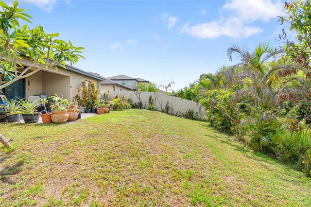 1717 CHATHAM GREEN CIRCLE, Ruskin, FL 33570