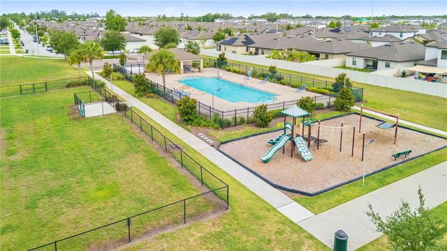 1717 CHATHAM GREEN CIRCLE, Ruskin, FL 33570