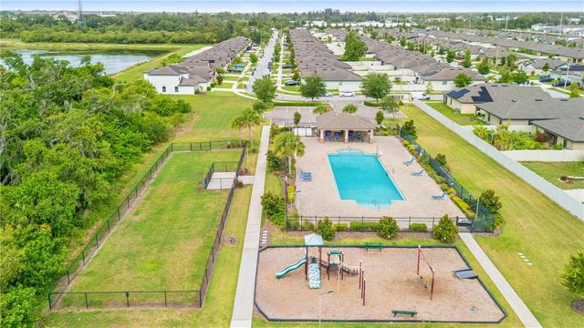 1717 CHATHAM GREEN CIRCLE, Ruskin, FL 33570