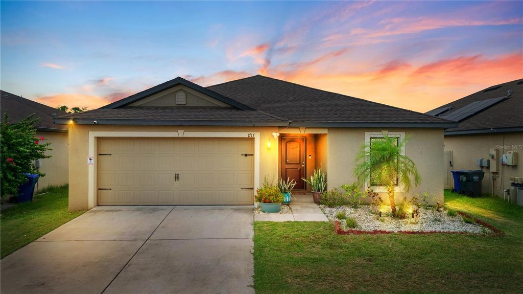 1717 CHATHAM GREEN CIRCLE, Ruskin, FL 33570