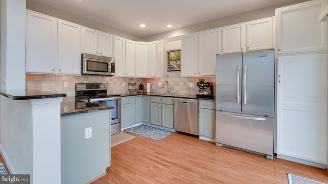 12 HERITAGE HILLS DRIVE, Washington Crossing, PA 18977