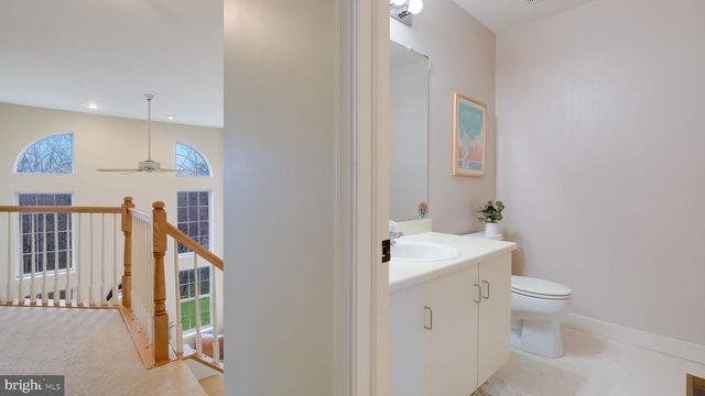 12 HERITAGE HILLS DRIVE, Washington Crossing, PA 18977