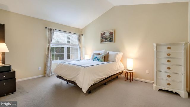 12 HERITAGE HILLS DRIVE, Washington Crossing, PA 18977