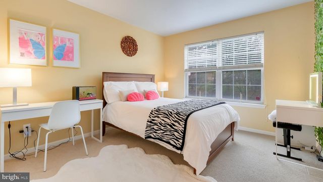 12 HERITAGE HILLS DRIVE, Washington Crossing, PA 18977