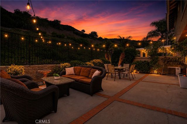 835 S Shanada Court, Anaheim, CA 92807
