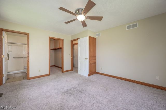 5950 Kentview Avenue NW, North Canton, OH 44720