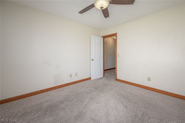 5950 Kentview Avenue NW, North Canton, OH 44720