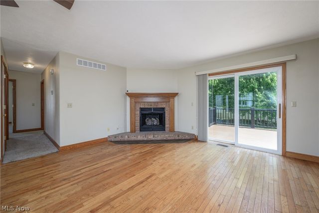5950 Kentview Avenue NW, North Canton, OH 44720