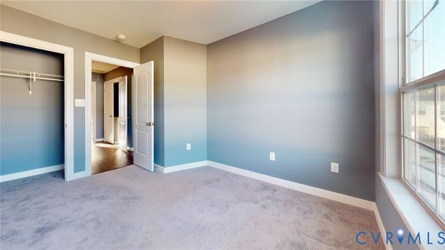 7350 Pebble Lake Dr, Mechanicsville, VA 23111