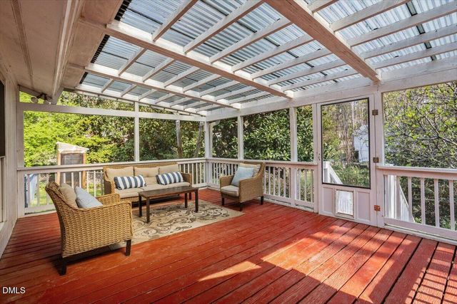 1201 Gatehouse Drive, Cary, NC 27511