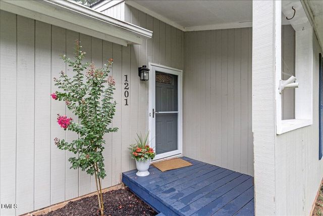 1201 Gatehouse Drive, Cary, NC 27511