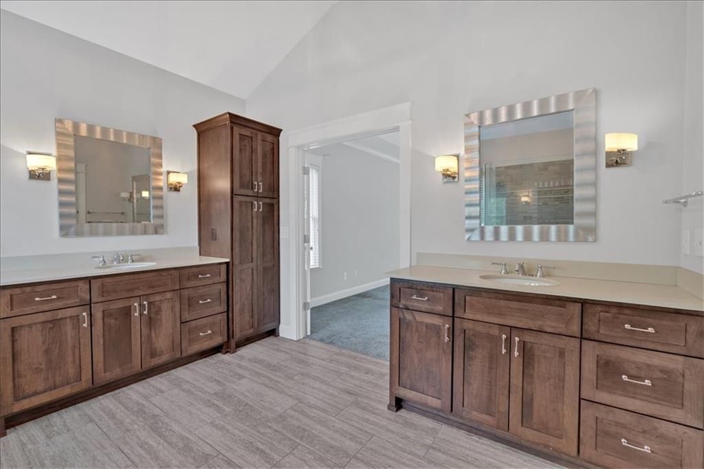Image 30 of property listing at 1298 Windsor Parkway NE, Atlanta, GA 30319