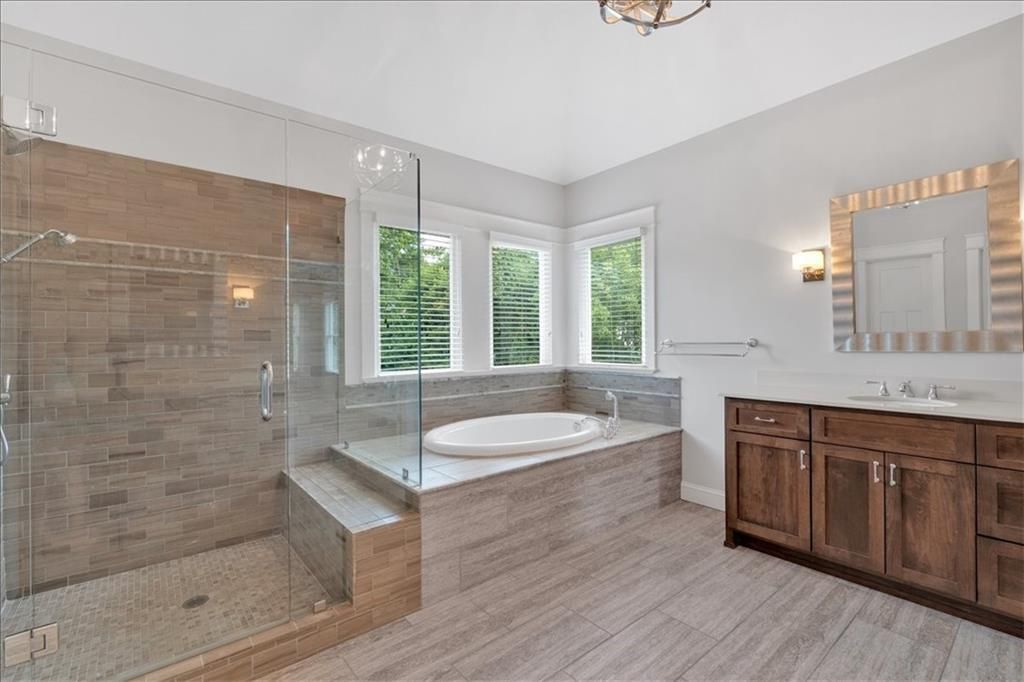 Image 31 of property listing at 1298 Windsor Parkway NE, Atlanta, GA 30319