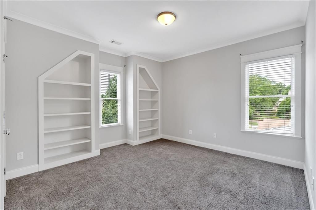 Image 36 of property listing at 1298 Windsor Parkway NE, Atlanta, GA 30319