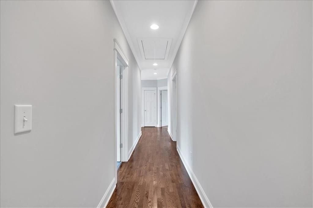 Image 41 of property listing at 1298 Windsor Parkway NE, Atlanta, GA 30319