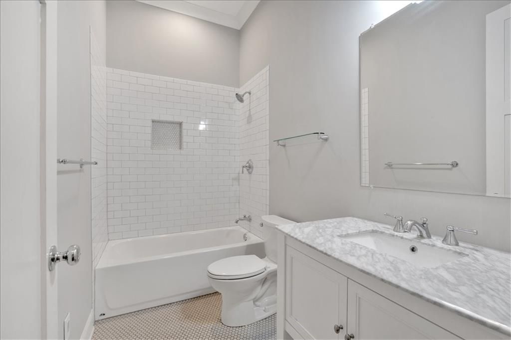 Image 47 of property listing at 1298 Windsor Parkway NE, Atlanta, GA 30319