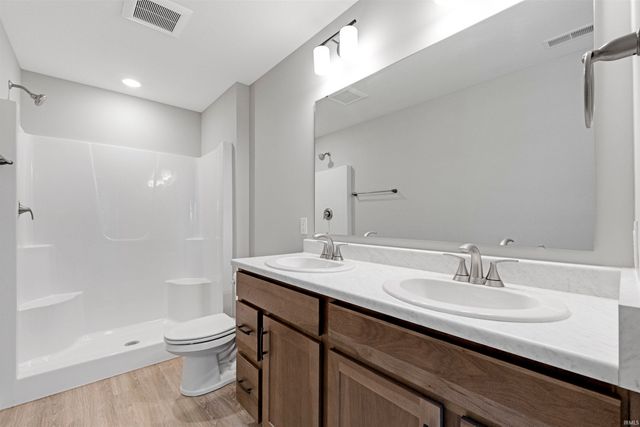 14848 Verona Lakes Passage, Fort Wayne, IN 46814