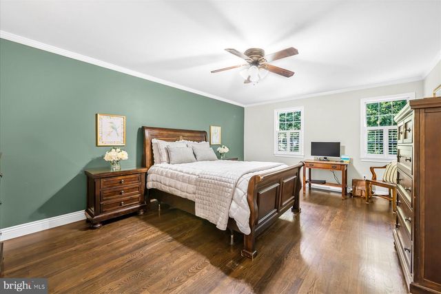 11152 POWDER HORN DR, Potomac, MD 20854