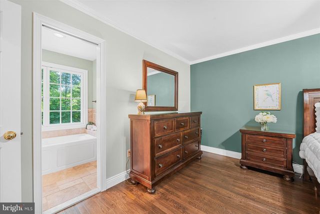 11152 POWDER HORN DR, Potomac, MD 20854