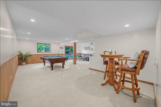 11152 POWDER HORN DR, Potomac, MD 20854