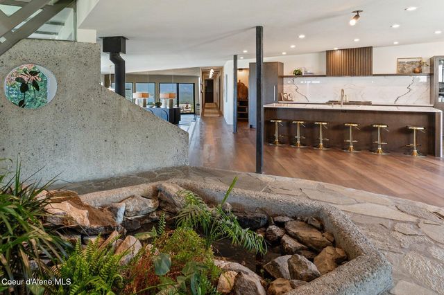 7801 W Eagle Ridge Rd, Coeur D'alene, ID 83814