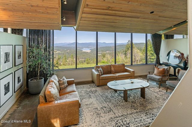 7801 W Eagle Ridge Rd, Coeur D'alene, ID 83814