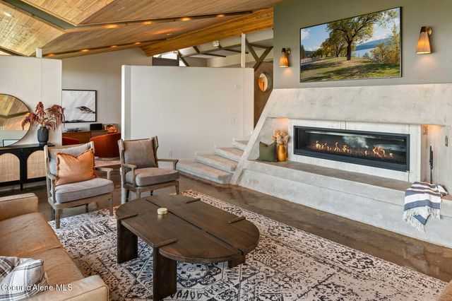 7801 W Eagle Ridge Rd, Coeur D'alene, ID 83814