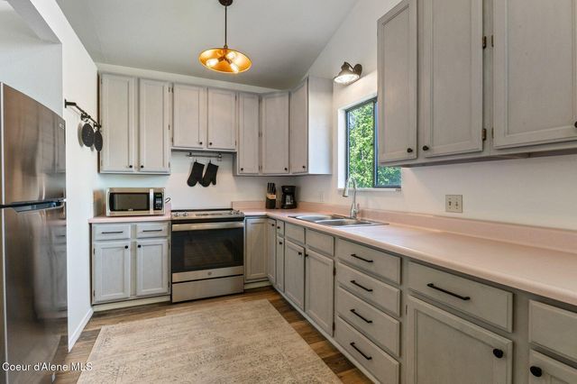 7801 W Eagle Ridge Rd, Coeur D'alene, ID 83814