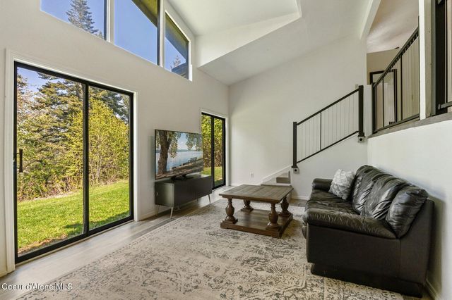 7801 W Eagle Ridge Rd, Coeur D'alene, ID 83814