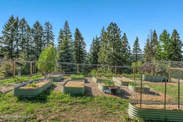 7801 W Eagle Ridge Rd, Coeur D'alene, ID 83814